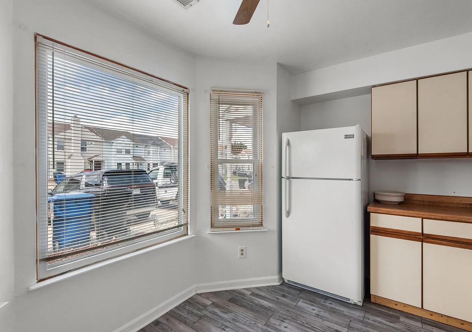 Virginia Beach Townhome — Photo 4