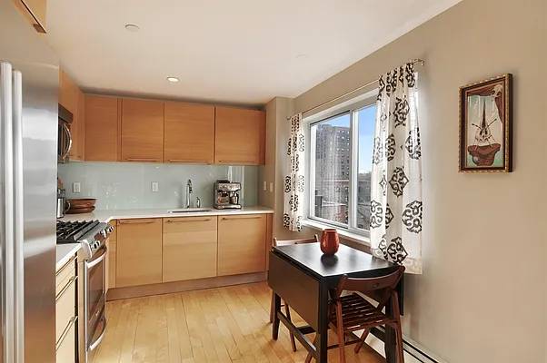 Sold by Corcoran | media 14