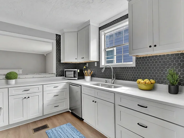 509 W Bell Ave — Photo 12