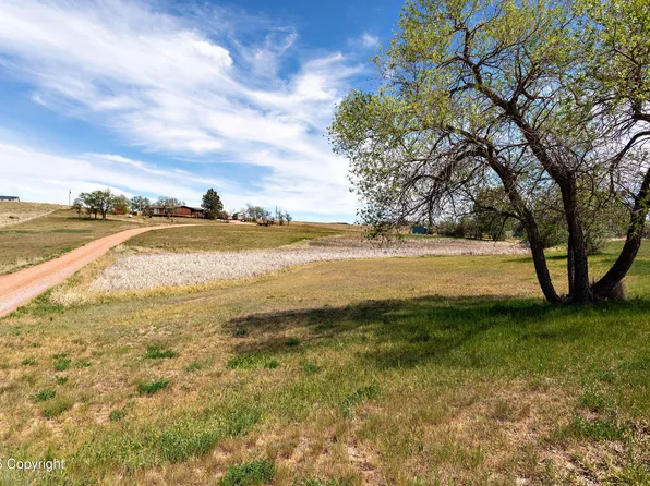 31 Nathan Hale Rd, Gillette, WY 82718