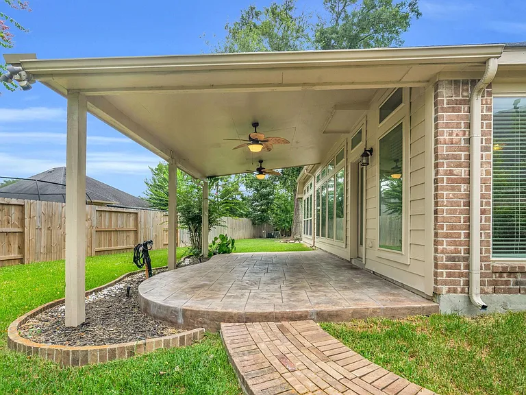 12938 Buchanan Oaks Ln — Photo 36