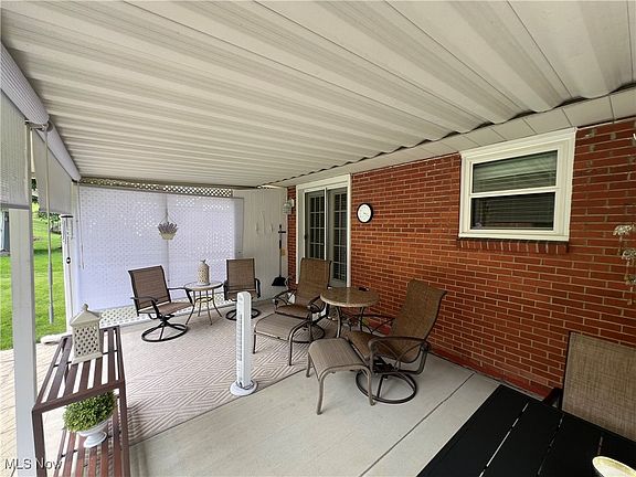 4th image of 206 Crystal Ln
