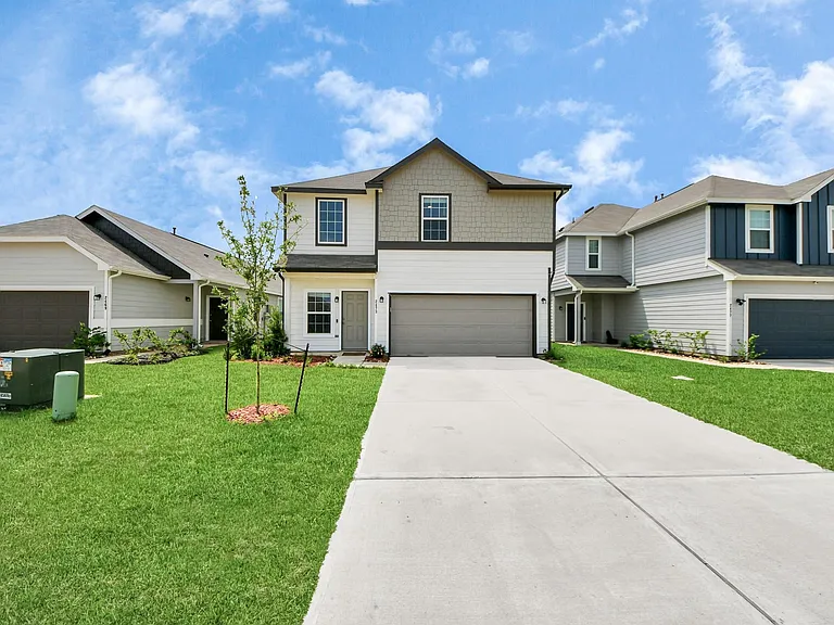 2473 Carp Dr — Photo 3