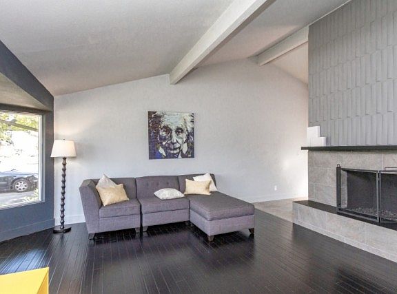 2nd image of 1508 G St SE