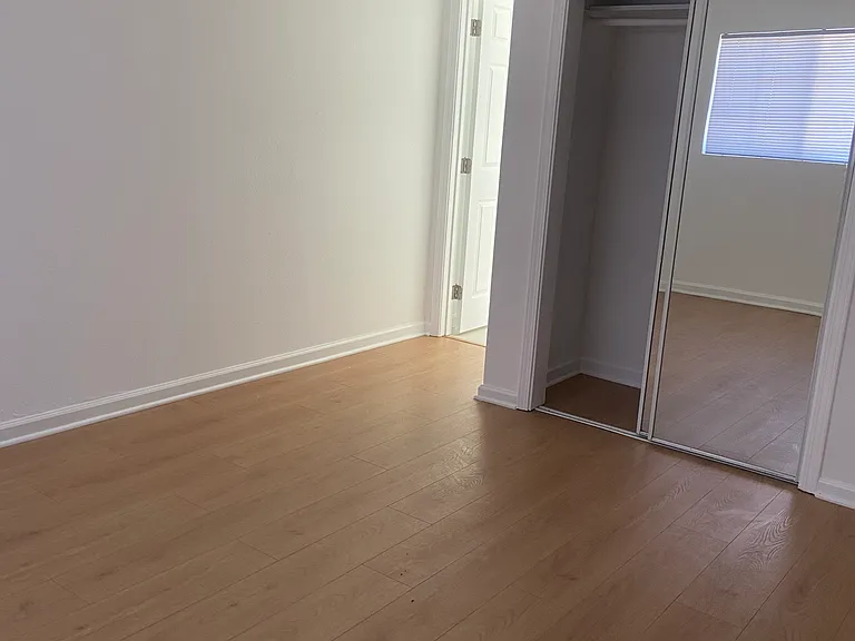 22700 Cantlay St — Photo 20