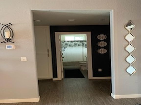5th image of 3284 Auntine Burney St