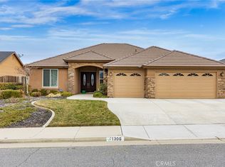 1306 Fair Oak Dr, Tehachapi, CA 93561