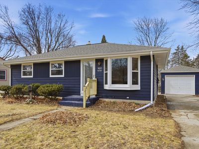 W60N761 Jefferson AVENUE, Cedarburg, WI, 53012