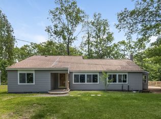 700 Old Pent Rd, Guilford, CT 06437