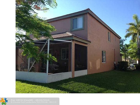 2nd image of 914 Golden Cane Dr
