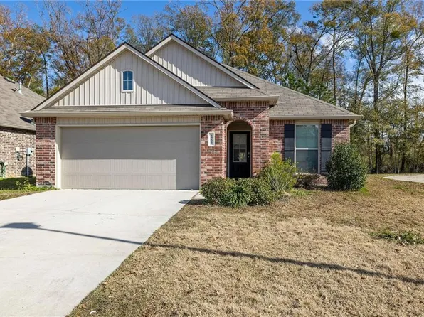 28402 Evangeline Ln, Albany, LA 70711