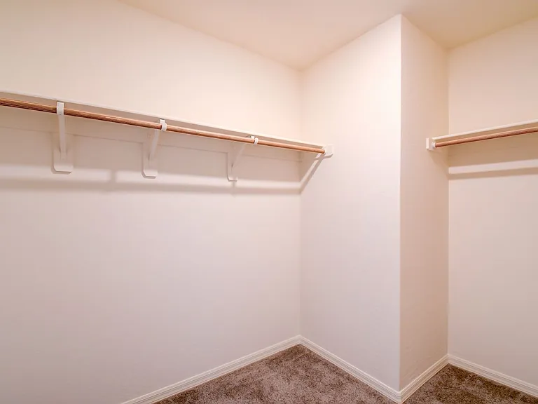 1705 Cowboy Path Ave — Photo 10