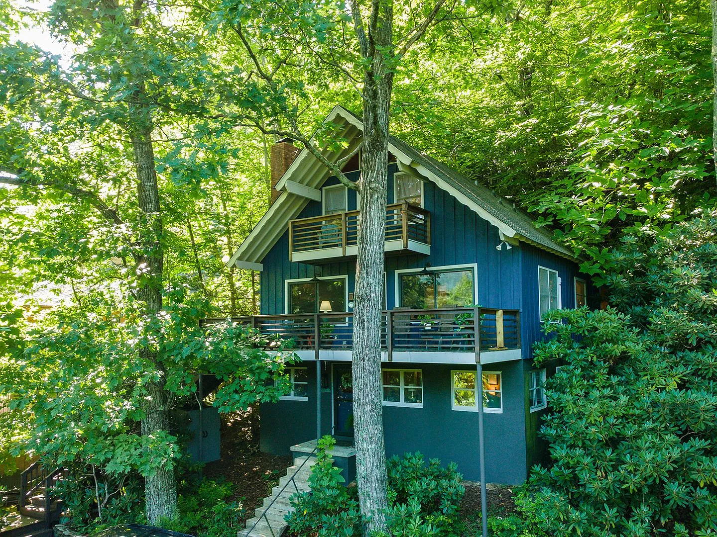 Montreat School Year Rental- Available 9/15/26-5/15/27 — Photo 1