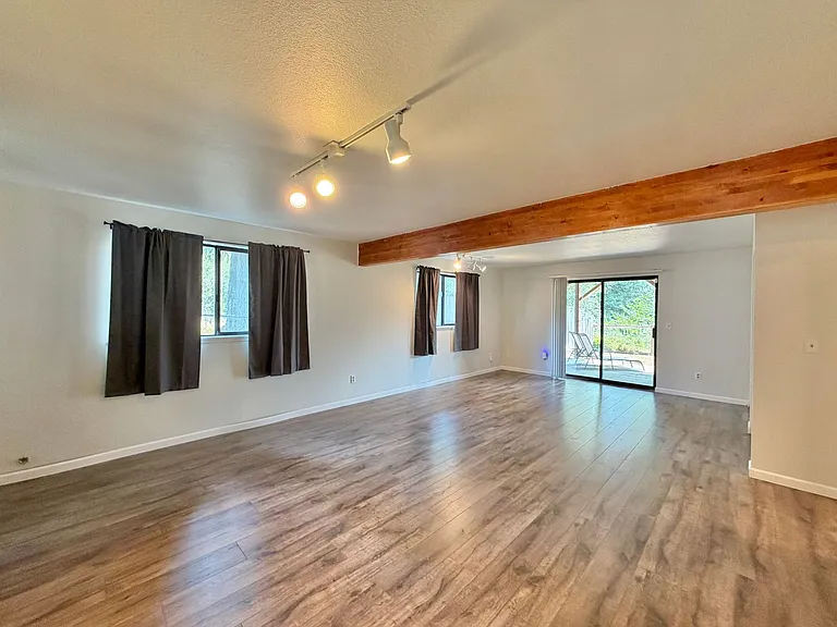 13327 NW Coho Run — Photo 23