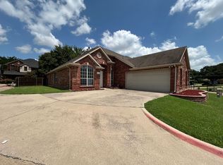 4215 Glen Garden Dr, Arlington, TX 76016