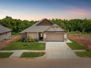 12100 Rockbed Dr, Yukon, OK 73099