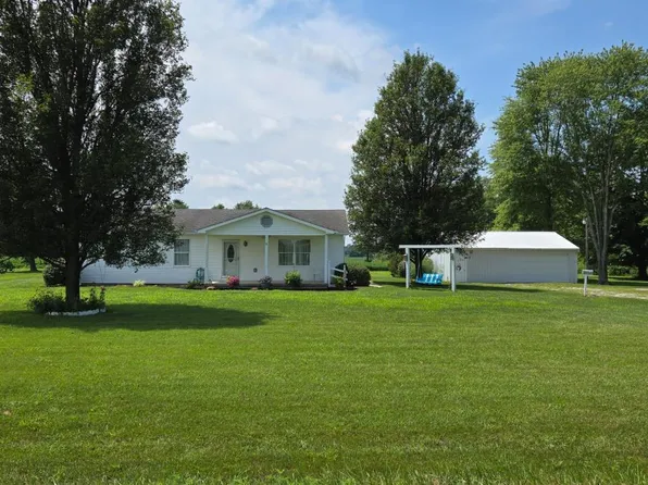 6577 Taylor Pike, Blanchester, OH 45107