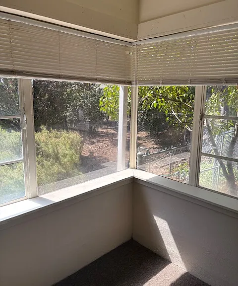 1446 Sulphur Springs Ave — Photo 14