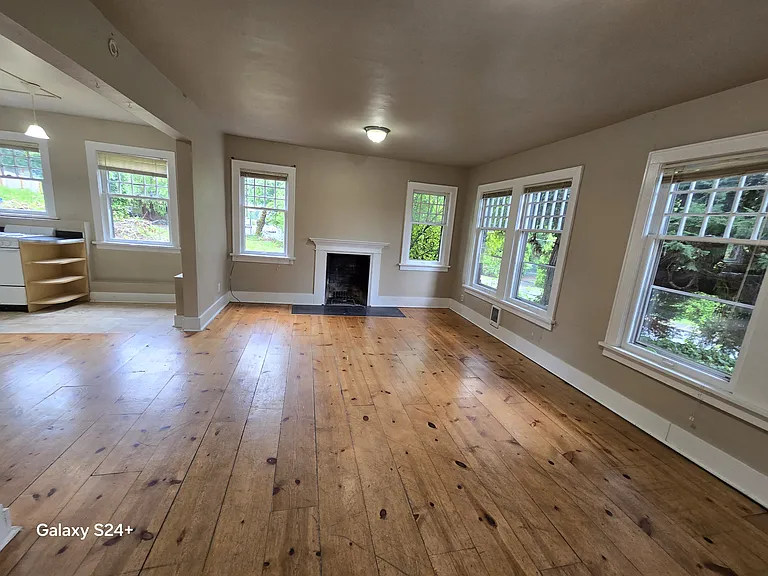13041 E Marginal Way S #1 — Photo 2