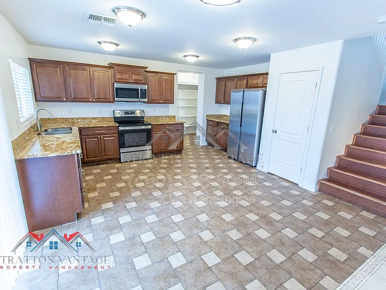 110 N Cholla St — Photo 14