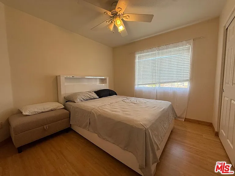 719 W Avenue Q10 — Photo 20