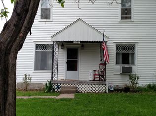 1021 Ohio St, Alma, KS 66401