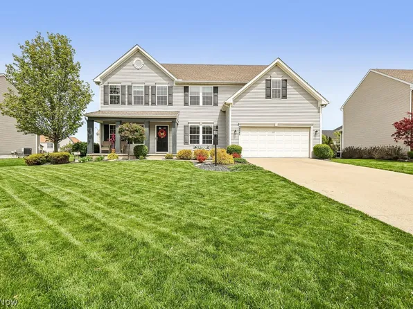 3237 Burnham Dr, Brunswick, OH 44212