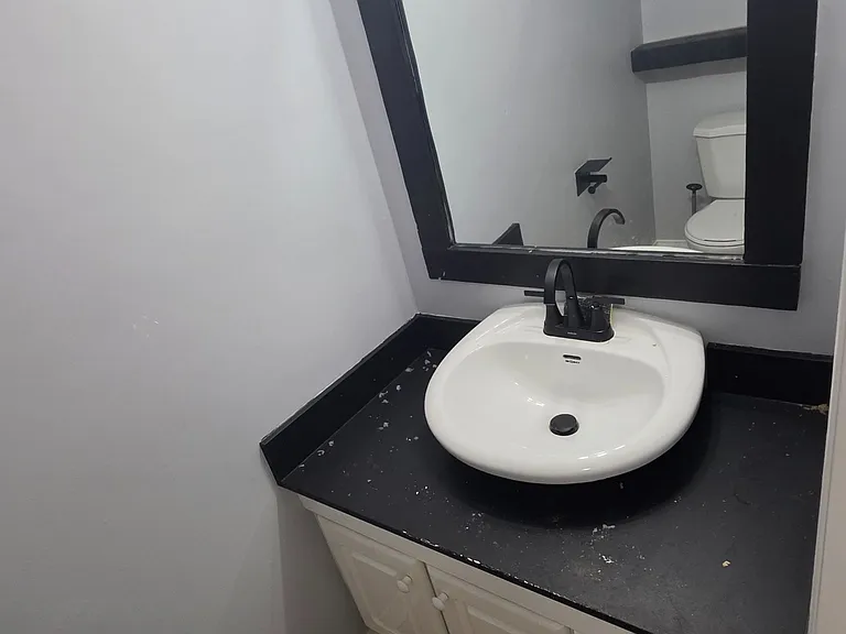 531 High St #10 — Photo 8