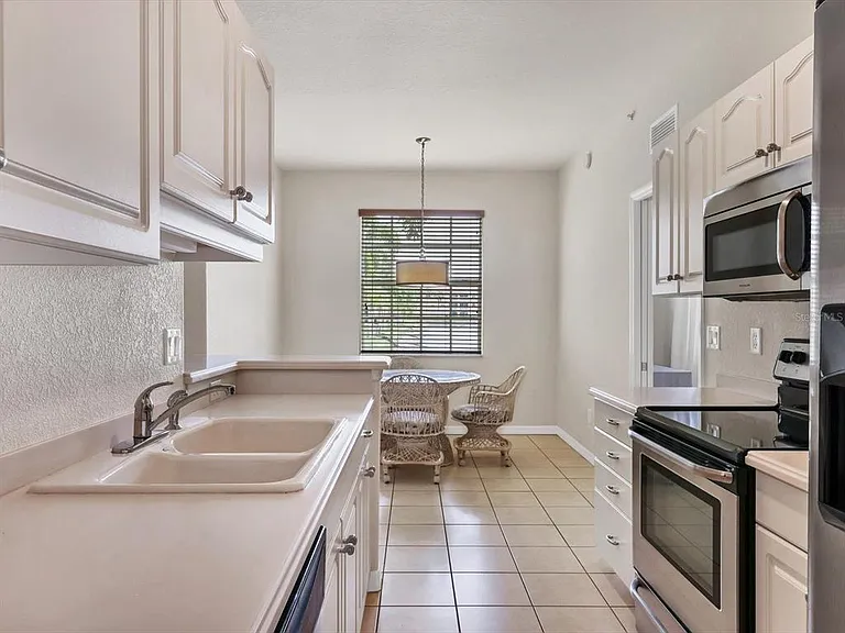 150 L Pavia Blvd #13 — Photo 11