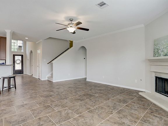 4th image of 26 Black Swan Ct