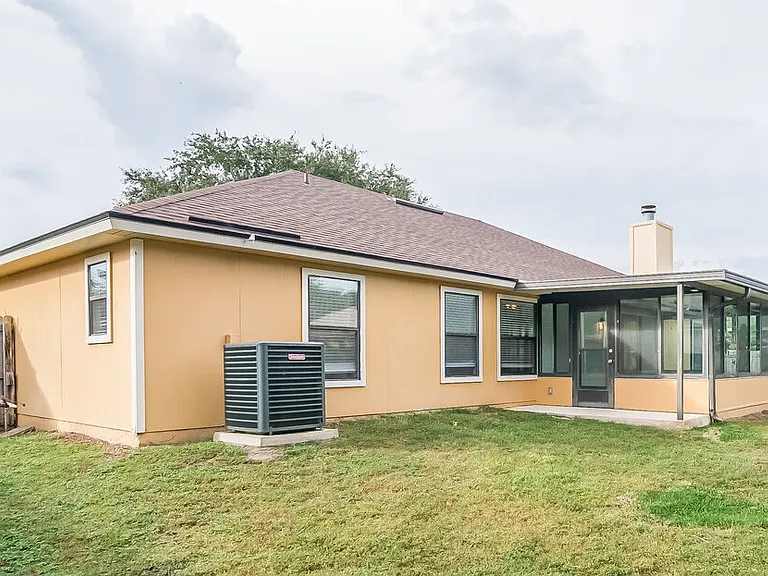 14031 Ridgewick Dr — Photo 15