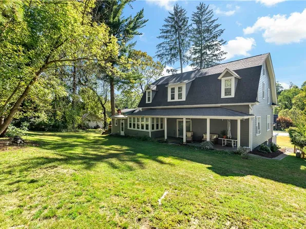 6115 Library Rd, Bethel Park, PA 15102