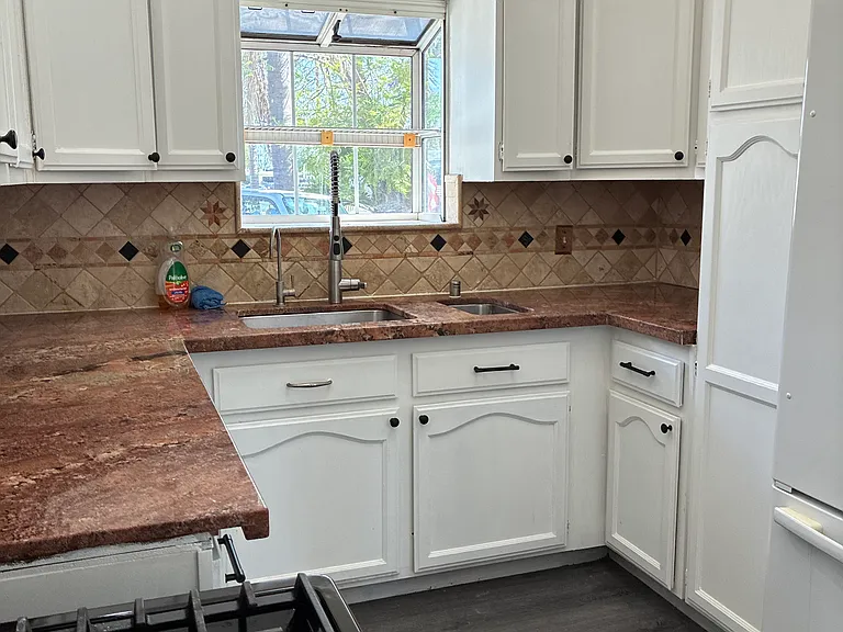 5928 N Orangecrest Ave — Photo 7