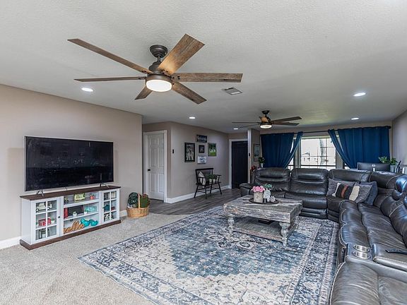 5th image of 1056 Fm 2938 Rd