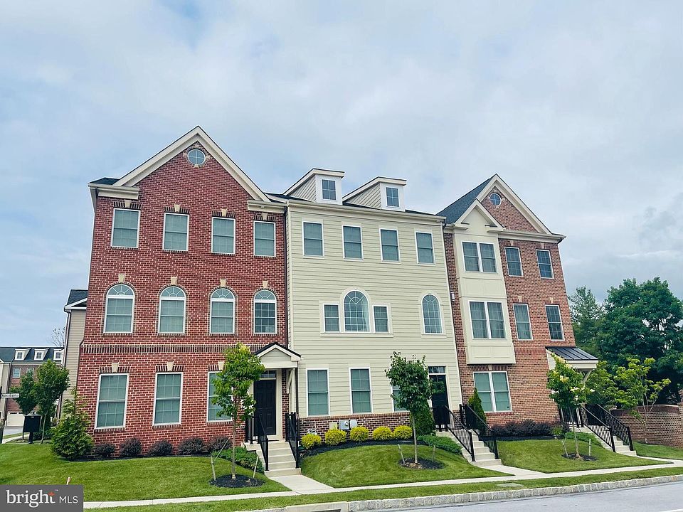 1st image of 100 Agnes Grace Ln