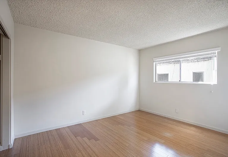 2335 Florencita Ave #6 — Photo 9