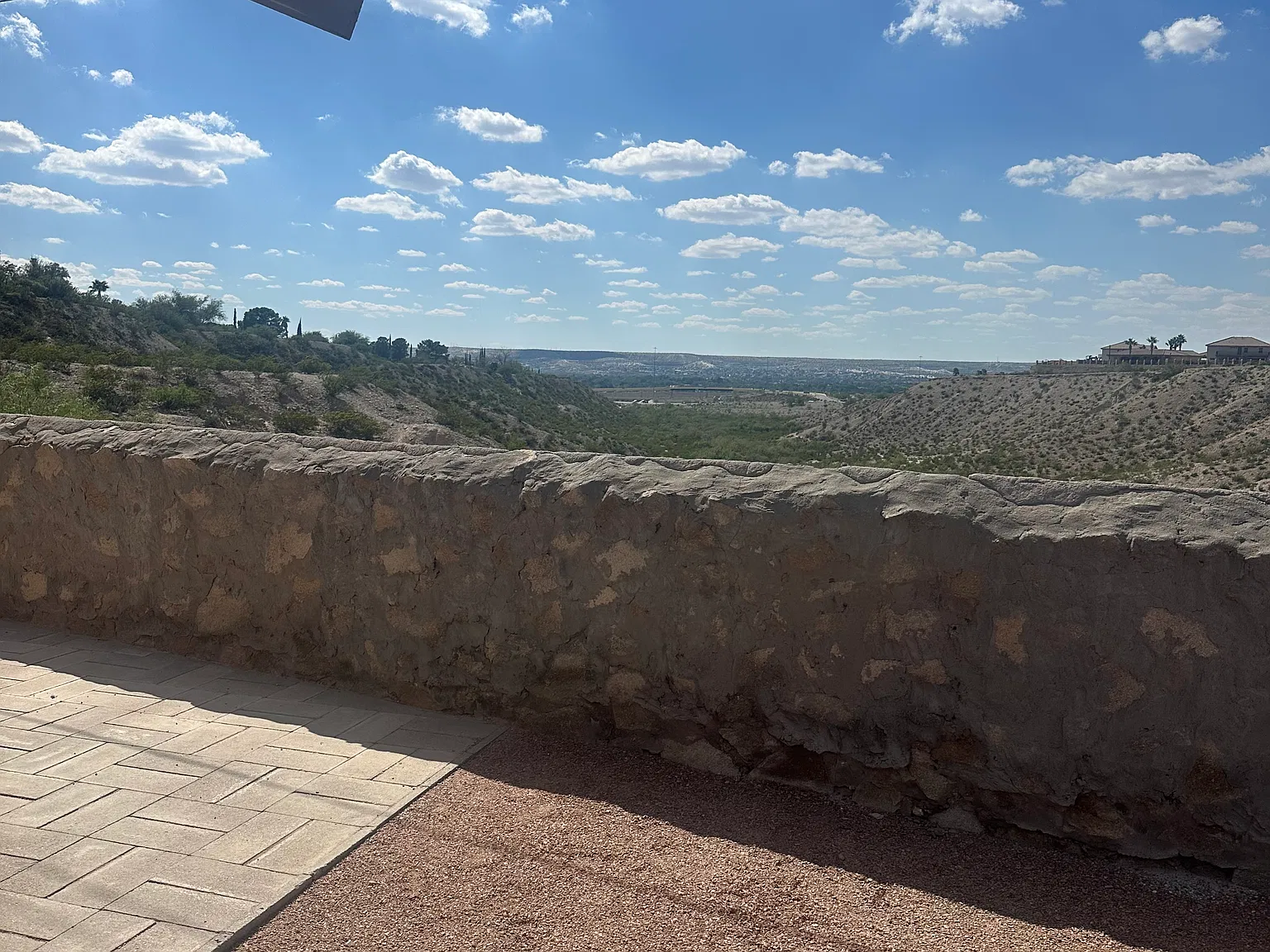 2 bed, 913 sqft, $1,200 — Photo 3