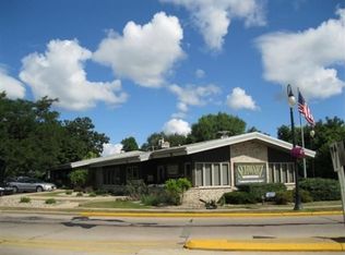 350 Prairie St, Prairie Du Sac, WI 53578