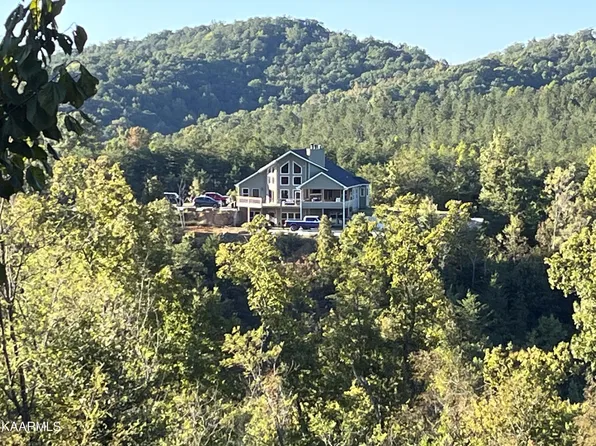 179 Adams Rd, Englewood, TN 37329