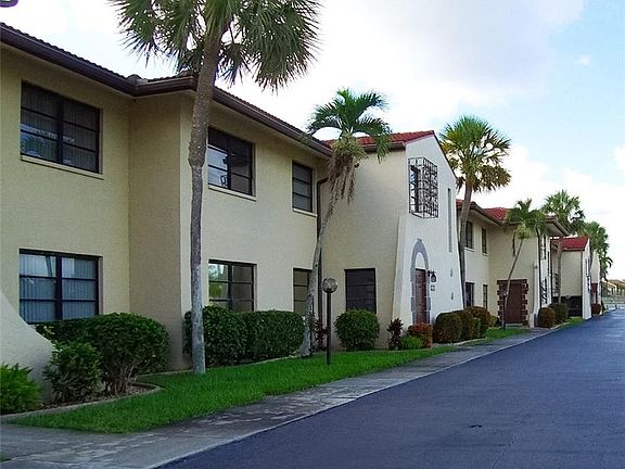 2nd image of 4713 Santa Barbara Blvd #2