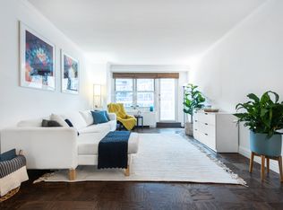 422 2nd Ave #5T, Manhattan, NY 10010