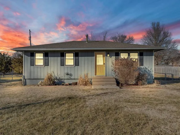 620 Osborn St, Carbondale, KS 66414