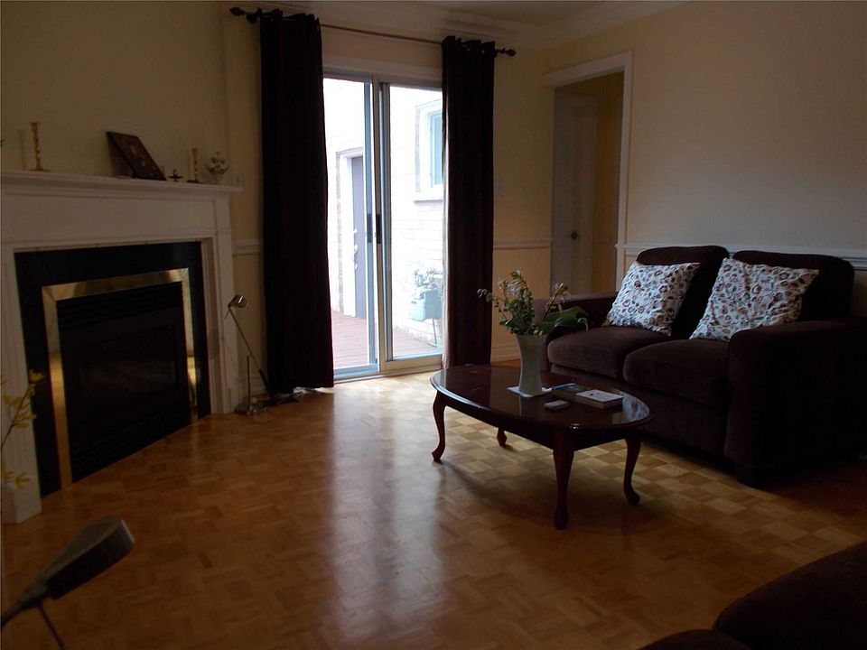2nd image of 50 Quail Feather Cres