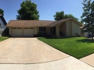 800 Buckingham Pl, Austin, TX 78745
