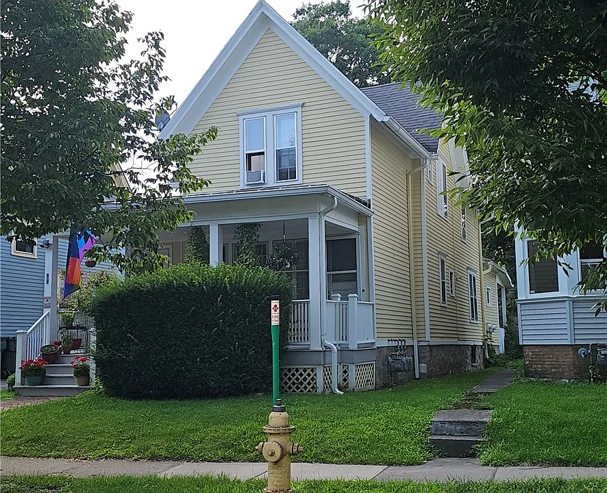 9 Rowley St #3