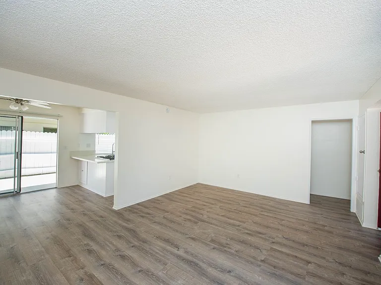 7282 La Mancha Cir — Photo 10