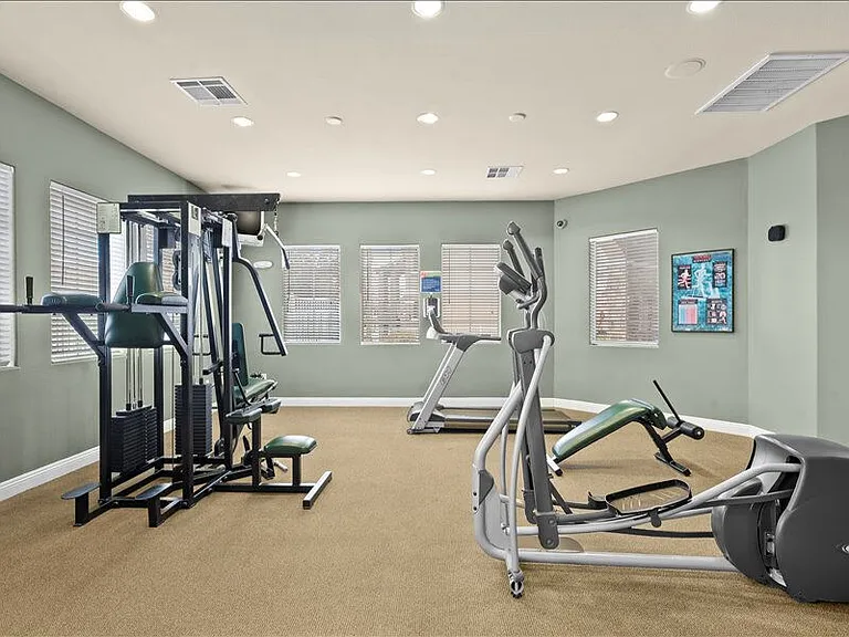 Zephyr Pointe — Photo 16