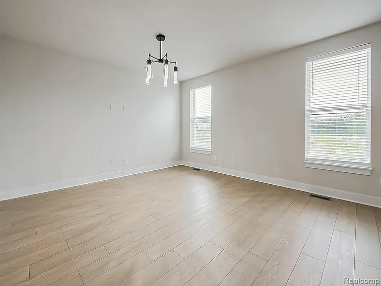 5169 Poppydrew Ln — Photo 16