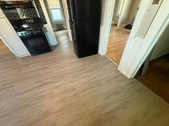 5th image of 24 Hawk St Unit 2
