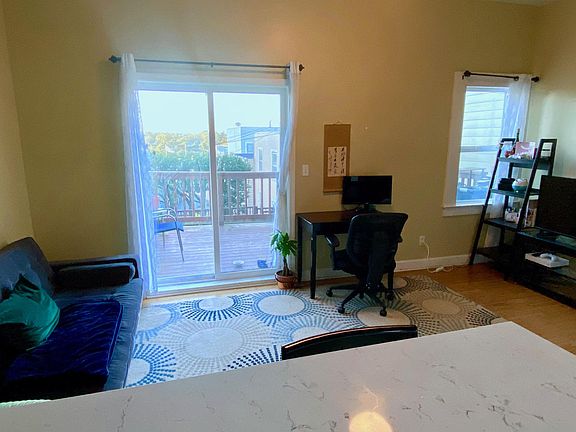5th image of 306 Parnassus Ave APT D